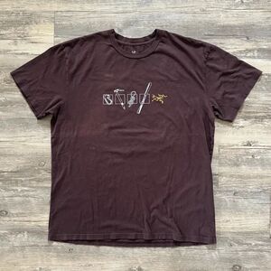 Vintage 2000s Arcteryx Outdoor Hiking Tools T Shirt Size XL